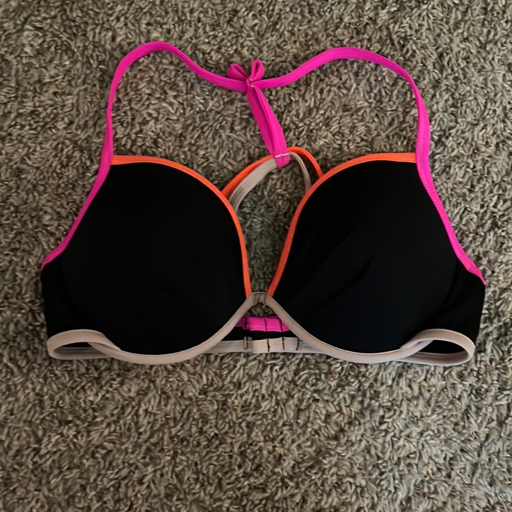 Victoria Secret Bikini Top. Never worn!